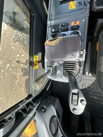 Loader Komatsu WA 320PZ-6/Schaufel/SW/Motor qualmt