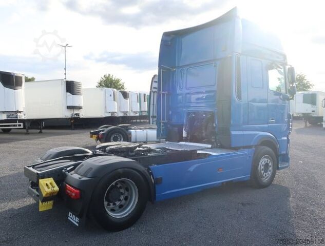 Standard dragbil DAF XF 530 SSC Intarder Standklima Navi PTO Euro 6D