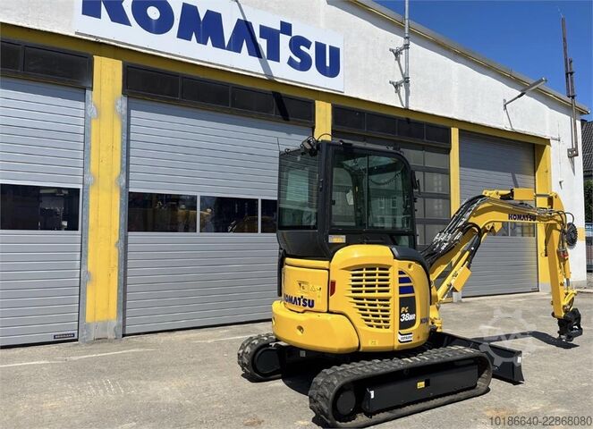  Komatsu PC38MR-5