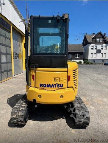  Komatsu PC38MR-5