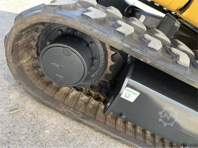  Komatsu PC38MR-5
