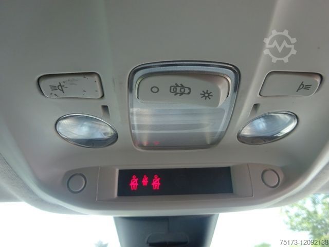 Kastenwagen OPEL Vivaro Kasten 120PS Edition M Klima Tempomat AHK