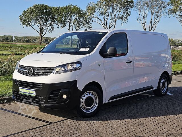 Augsta jumta universālis OPEL VIVARO 1.5 L2 Navi NAP Euro6 Airco Trekhaak 3-Z...