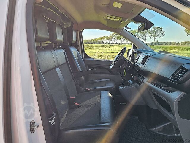 Augsta jumta universālis OPEL VIVARO 1.5 L2 Navi NAP Euro6 Airco Trekhaak 3-Z...