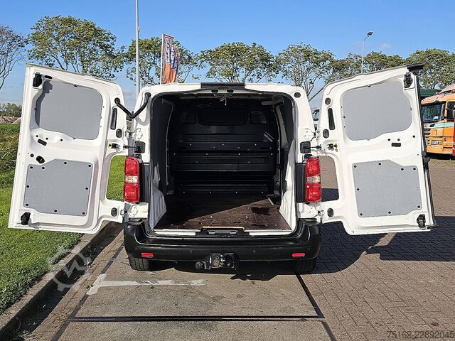 Augsta jumta universālis OPEL VIVARO 1.5 L2 Navi NAP Euro6 Airco Trekhaak 3-Z...