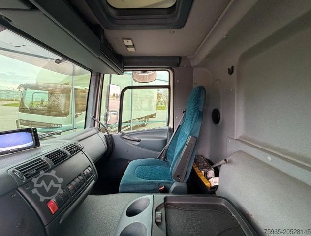 Box truck DAF CF 75.250 EURO 3 MANUAL GEARBOX VAN BEURDEN ISOL