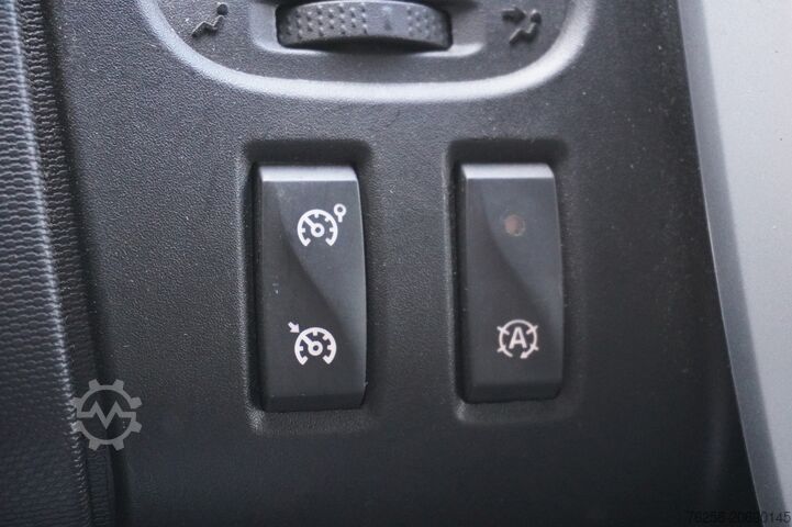 Furgoneta con caja Renault Trafic 2.0 dCi 120PK EURO 6 - Airco - Navi - Cr...