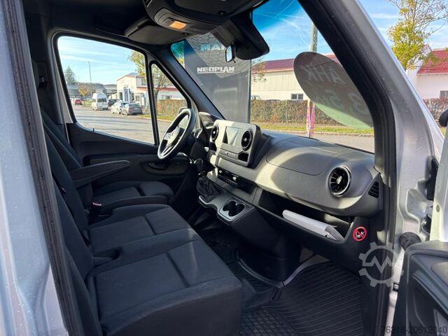 Pick-up van Mercedes-Benz Sprinter 317 DOKA Pritsche L2 AHK 3,5t Navi 7Sit