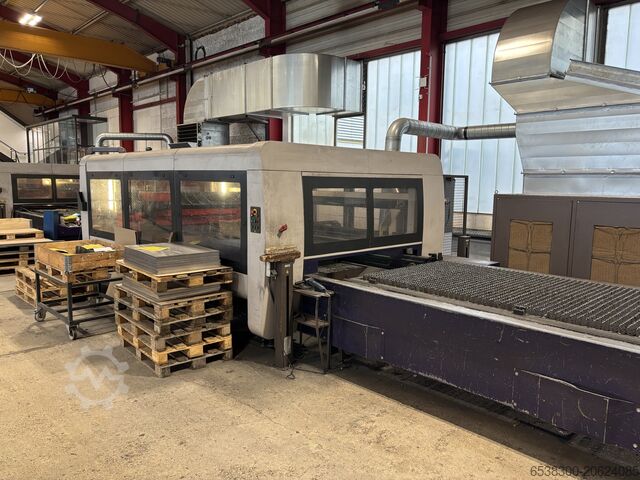 Máquina de corte a laser Bystronic BySprint 3015 4,4kW
