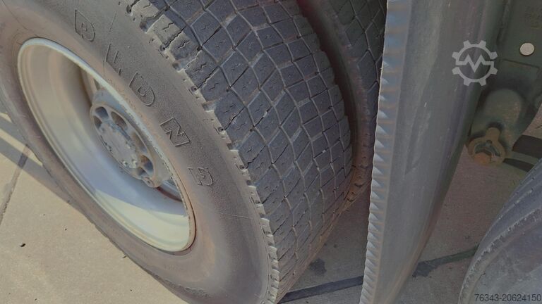 απορριμματοφόρο όχημα RENAULT D26 WIDE 320 - 6X2 - E6 - SEMAT C337