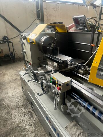 Parallel-Drehmaschine Bomac Authon Luc 330
