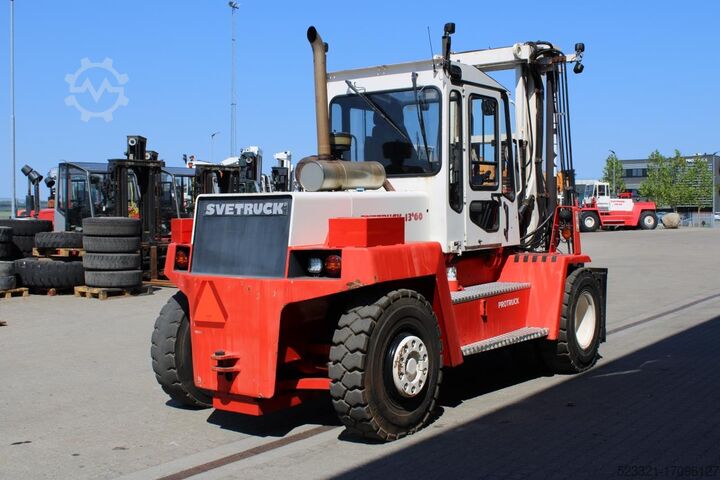 Xe nâng động cơ diesel SveTruck 13660-32