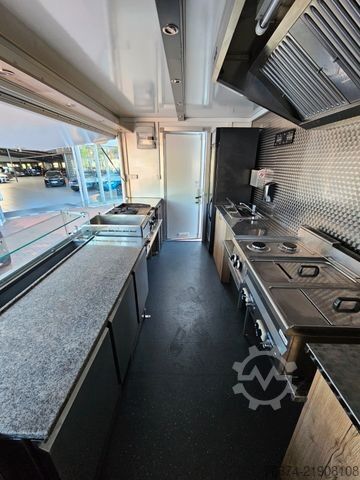 Bestelwagen RENAULT Master 2,3 Diesel Foodtruck Danstep "DRIVEON"