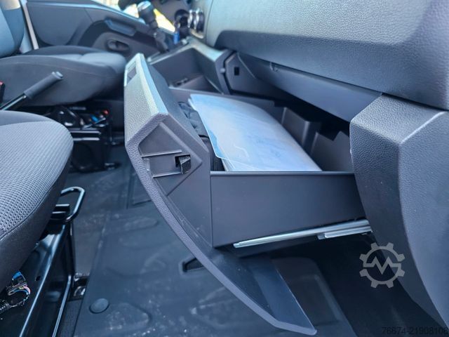 Bestelwagen RENAULT Master 2,3 Diesel Foodtruck Danstep "DRIVEON"