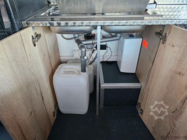 Bestelwagen RENAULT Master 2,3 Diesel Foodtruck Danstep "DRIVEON"