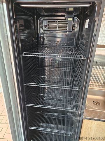 Bestelwagen RENAULT Master 2,3 Diesel Foodtruck Danstep "DRIVEON"