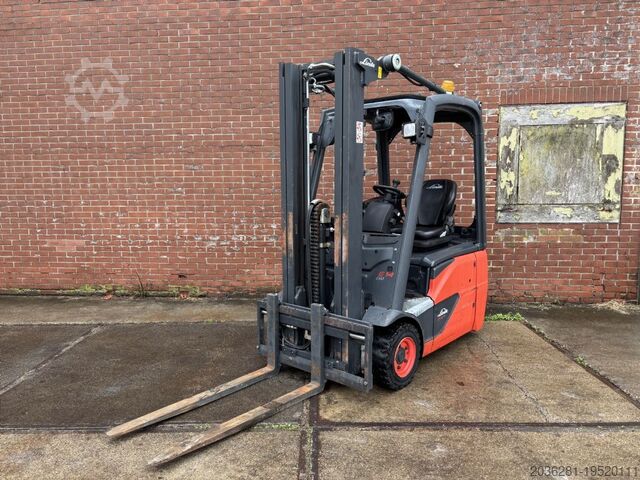 Carretilla eléctrica de 3 ruedas Linde E14-02