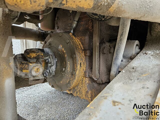 Pemuat roda Volvo L 180 F