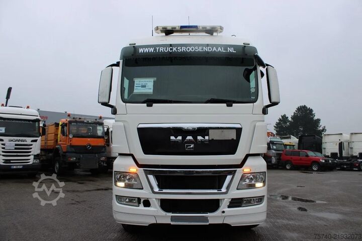 Ladepritsche MAN TGX 26.440 + EURO 5 + Right Hand Drive