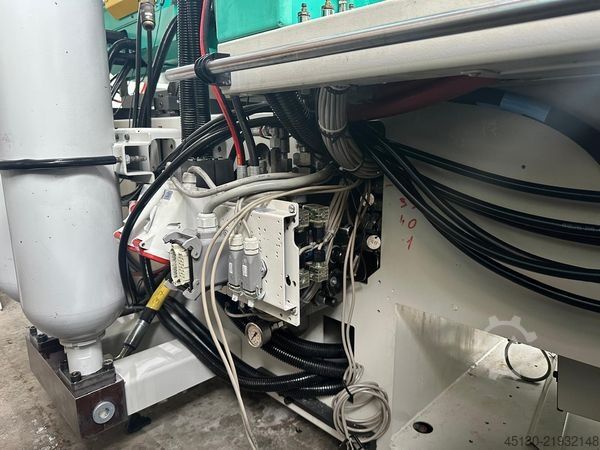 Ruiskuvalukone Arburg 520S 1600-400/170 e²