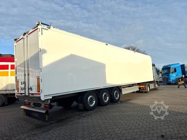 Puspriekabė su judančiomis grindimis KRAKER K-Force Schubboden 92m³ 10mm Boden Top Agrar GMP