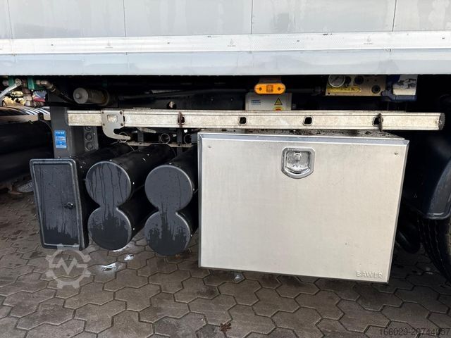 Puspriekabė su judančiomis grindimis KNAPEN K200 Schubboden 61m³ mit Zellenradschleuse Agrar