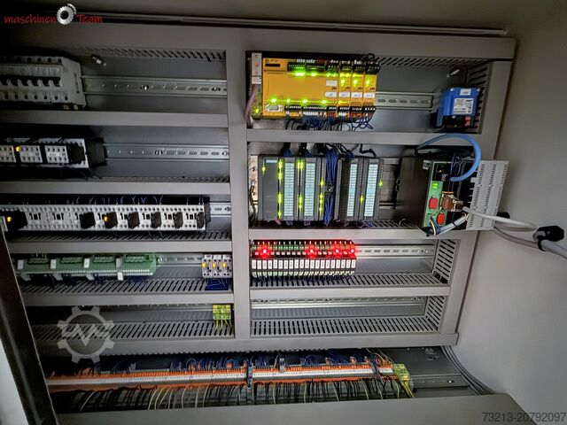 5 Achsen Universal Portalzentrum AXA VPC 45-U