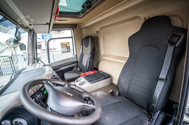 Truk tangki DAF CF 75 360 +ALU MAGYAR 13.500L /4COMP + INTARDER