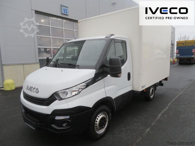 รถตู้แบบกล่อง IVECO 35S12