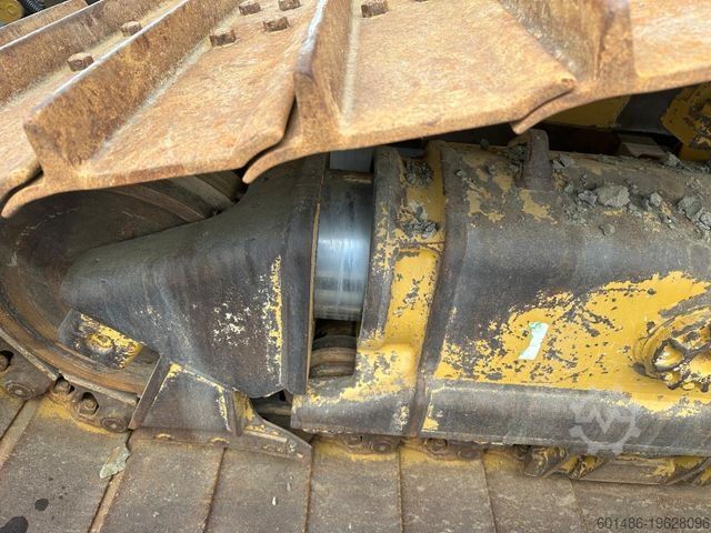 غلتک جاده CATERPILLAR D6 LGP Baujahr 2020