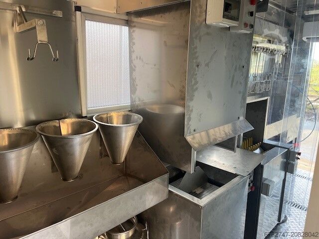 Mobile slaughterhouse for poultry FAZA MOBILE SLAUGHTERHOUSE COMPACT MODEL M6