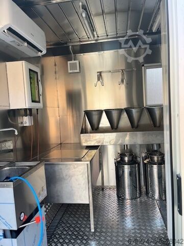 Mobile slaughterhouse for poultry FAZA MOBILE SLAUGHTERHOUSE COMPACT MODEL M6