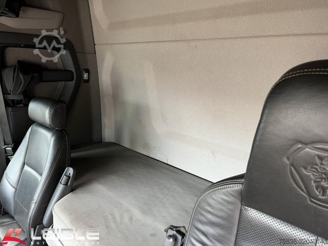 Tractor estándar SCANIA S 650 *Hydro*Standklima*Leder*VollLuft*