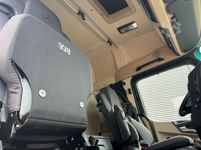 SZM มาตรฐาน Mercedes-Benz Actros 1940 Streamspace / NL truck
