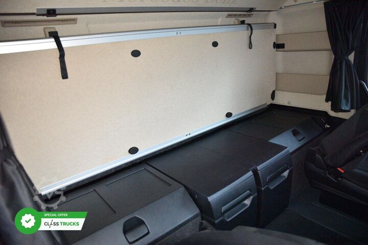 đầu kéo tiêu chuẩn MERCEDES-BENZ Actros 5 1845 BigSpace MirroCam