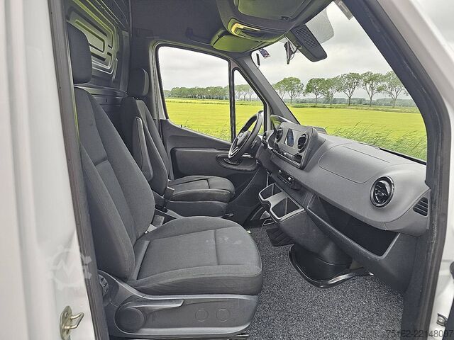 高顶旅行车 MERCEDES-BENZ SPRINTER