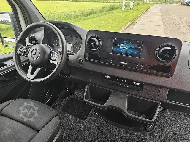 高顶旅行车 MERCEDES-BENZ SPRINTER