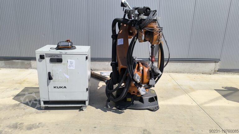 Промисловий робот KUKA KRC4 KR 240 R2700 PRIME 2012 MODEL