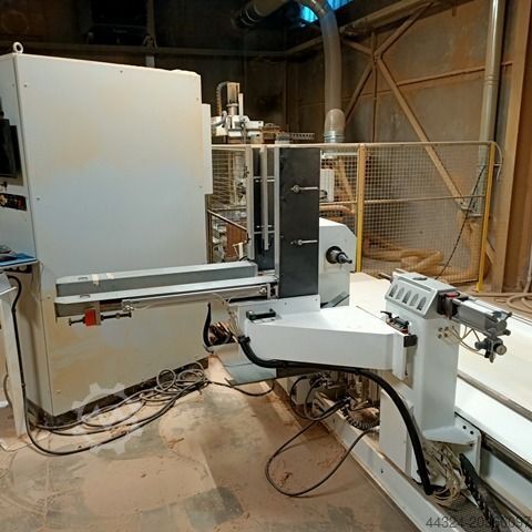 Pusat pemesinan GREDA MITIKA V