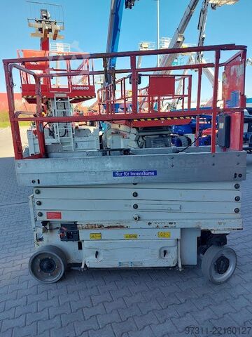 Elevador de tijera JLG 2630ES