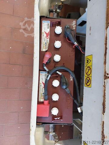Elevador de tijera JLG 2630ES