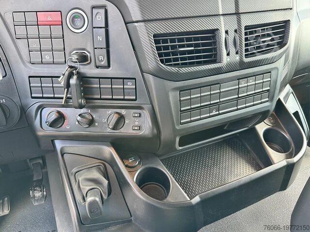 Standard-SZM Iveco S-WAY AT440S47T OFF Tractor Head (15 units)