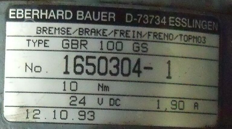 Мотор-редуктор 0,75 кВт 121 об/мин BAUER G12-20/DK 84-200 L