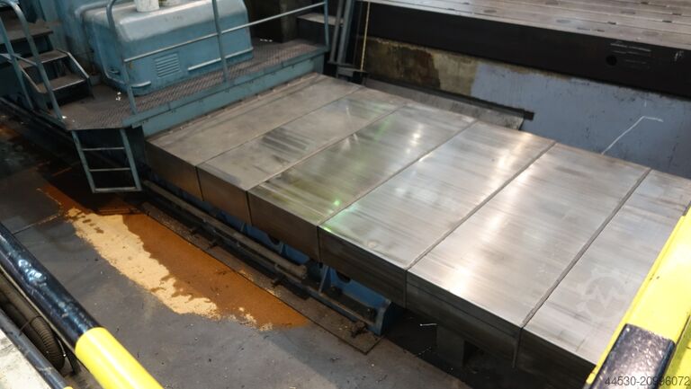 آلة حفر الألواح SKODA W 200 H