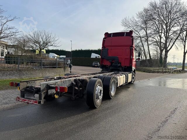  DAF CF 440 6 x 2 Naloopas -  stuuras