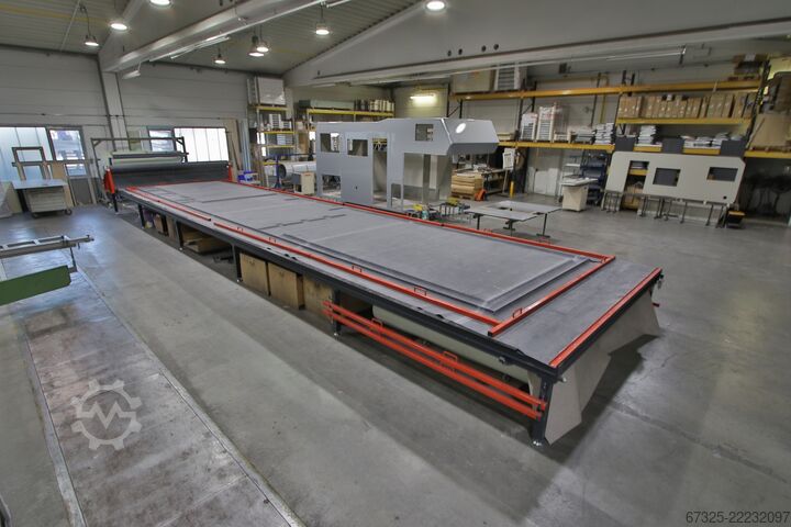 Grande presse à vide COLUMBUS INFINITY