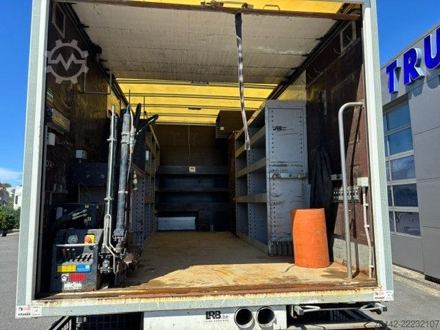 トラック搭載型クレーン VOLVO FL12.240L-KOFFER-WERKSTATTWAGEN-KRAN HIAB-163TKM