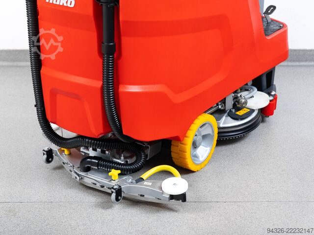 Hako Scrubmaster B75 R NOVE BATERIJE Hako Scrubmaster B75 R TB650 - 2017y - 811h