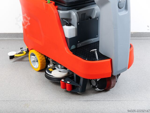 Hako Scrubmaster B75 R NOVE BATERIJE Hako Scrubmaster B75 R TB650 - 2017y - 811h