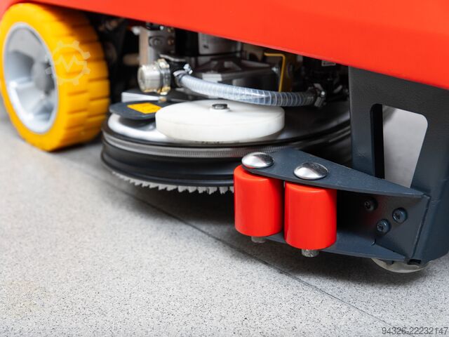 Hako Scrubmaster B75 R NOVE BATERIJE Hako Scrubmaster B75 R TB650 - 2017y - 811h